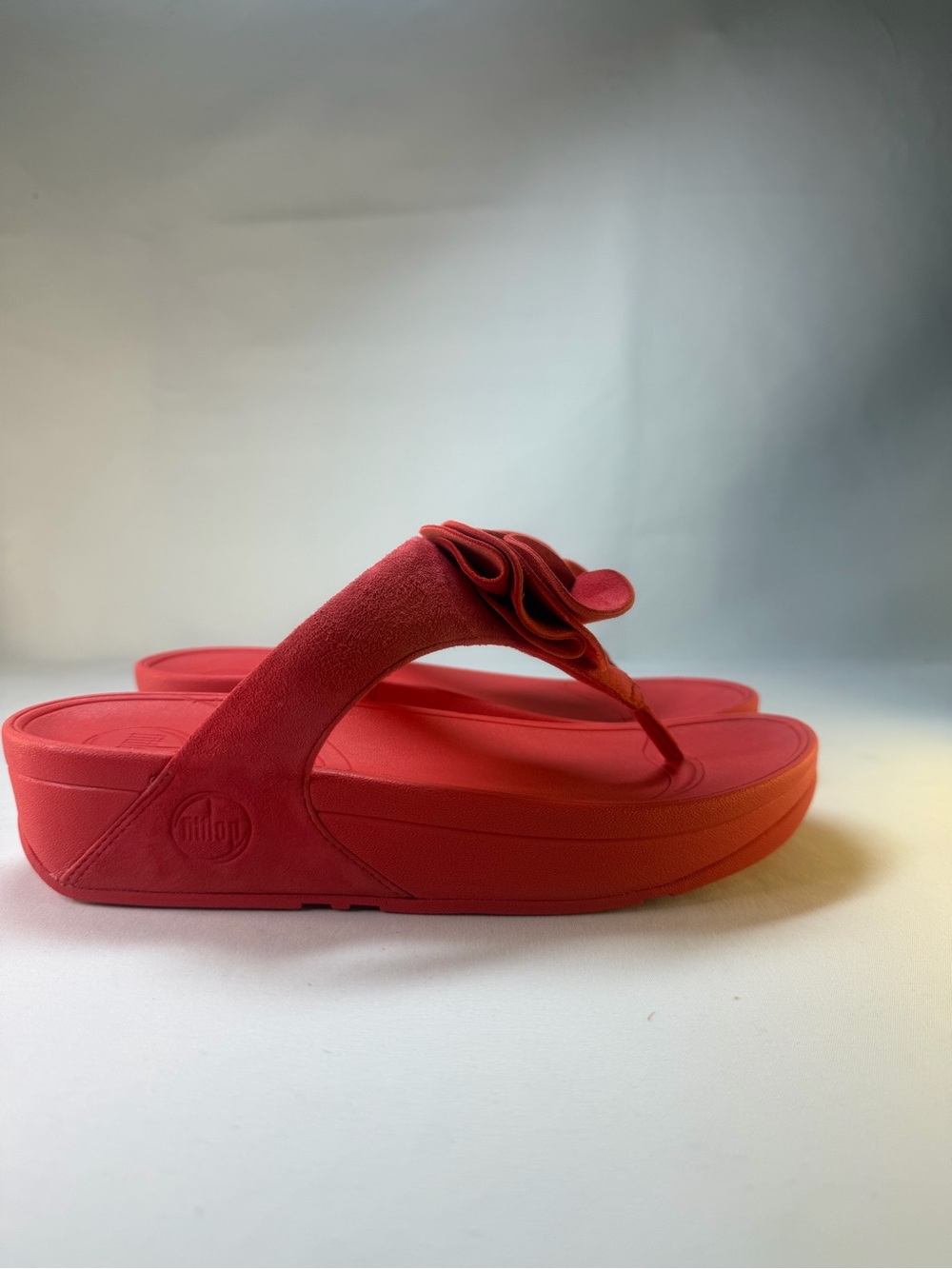 FitFlop Yoko Hibiscus Flower Wedge Sandals Women’s Size 8 New